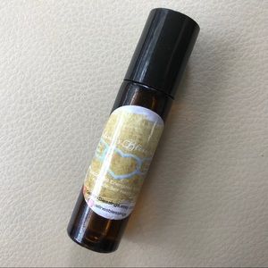 Invigorate crown chakra essential oil blend roller